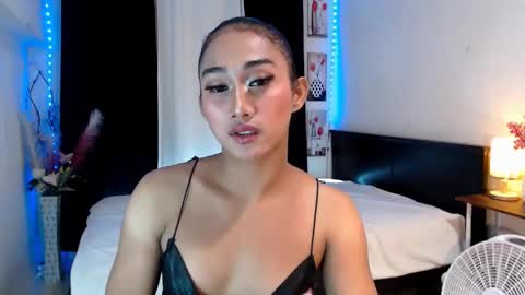 gorgeous_nicole online show from 02/06/25, 10:00