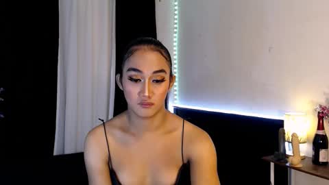 gorgeous_nicole online show from 02/25/25, 01:09