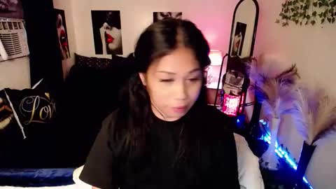 Snapshot of gorgeous_rica chatting on 02/22/26, 06:24 Rica online show from 02/22/26, 06:24