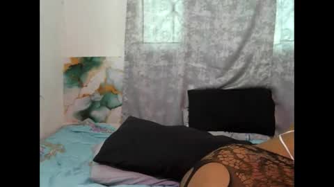 Snapshot of gorgeouslips10 chatting on 05/26/26, 12:12 gorgeouslips10 online show from 05/26/26, 12:12