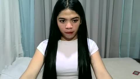 Snapshot of gorgeouspinay_gwen chatting on 03/23/26, 02:21 gorgeouspinay_gwen online show from 03/23/26, 02:21