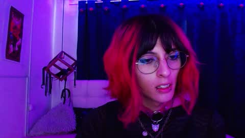 goth_minerva online show from 11/14/25, 01:43