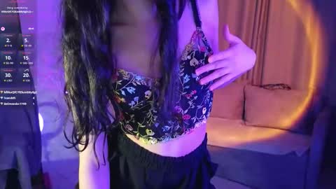 Snapshot of goth_tvt chatting on 12/05/25, 06:15 mulan online show from 12/05/25, 06:15