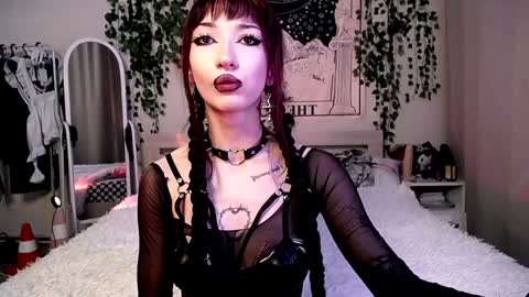    online show from 01/15/25, 03:11