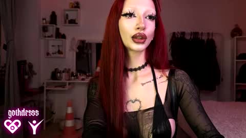    online show from 11/24/25, 04:34