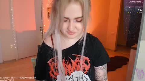 traumfrau Kira angel face devil eyes I SELL A LOT VIDEO IN GALLERY online show from 01/14/26, 02:33