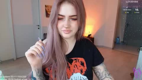 traumfrau Kira angel face devil eyes I SELL A LOT VIDEO IN GALLERY online show from 02/06/26, 07:23
