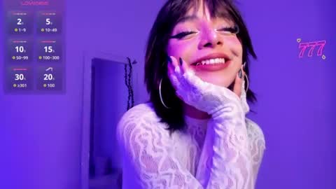 Snapshot of gothv chatting on 06/14/26, 04:36 Violet online show from 06/14/26, 04:36