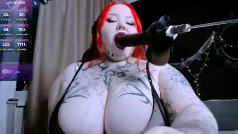 Snapshot of gotic_pie chatting on 11/28/25, 04:53 Elina start 800 pm GMT online show from 11/28/25, 04:53