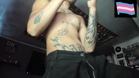 Snapshot of gowtherrrr_ chatting on 06/01/26, 06:20 Manolo modelo independiente online show from 06/01/26, 06:20