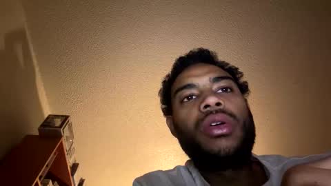 goyabeens online show from 10/28/25, 08:07