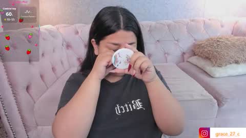 Snapshot of grace77_ chatting on 10/11/25, 09:30 Grace online show from 10/11/25, 09:30