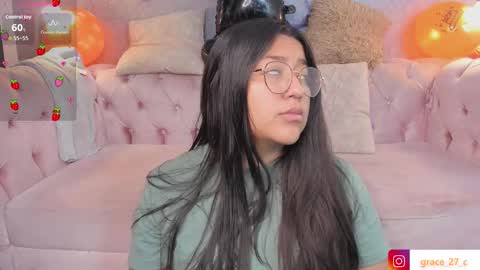 Snapshot of grace77_ chatting on 11/04/25, 12:48 Grace online show from 11/04/25, 12:48