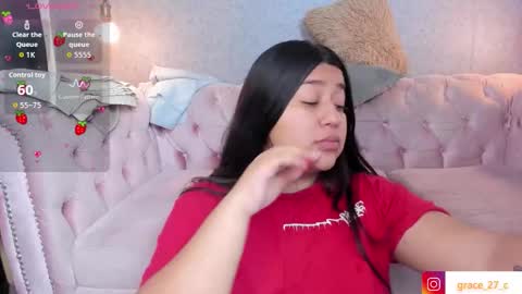 Snapshot of grace77_ chatting on 12/15/25, 12:53 Grace online show from 12/15/25, 12:53