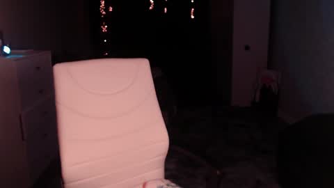 Grace online show from 01/30/25, 12:18