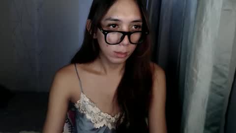 Snapshot of grace_for_youuu chatting on 02/01/26, 06:01 HoneyGrace online show from 02/01/26, 06:01