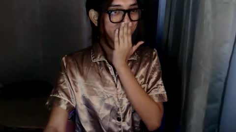 Snapshot of grace_for_youuu chatting on 02/20/26, 05:59 HoneyGrace online show from 02/20/26, 05:59