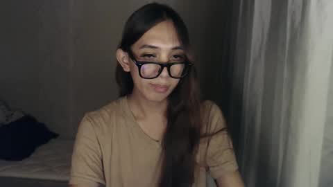 Snapshot of grace_for_youuu chatting on 03/11/26, 11:27 HoneyGrace online show from 03/11/26, 11:27