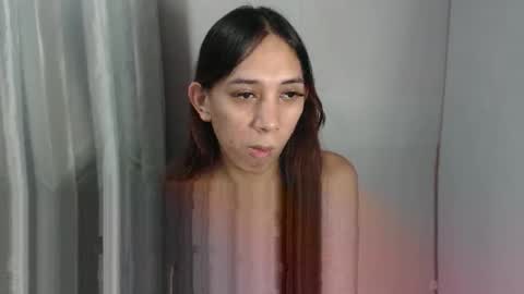 Snapshot of grace_for_youuu chatting on 04/22/26, 06:05 HoneyGrace online show from 04/22/26, 06:05