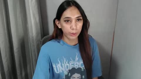 Snapshot of grace_for_youuu chatting on 06/10/26, 08:24 HoneyGrace online show from 06/10/26, 08:24