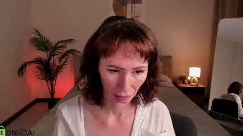 Snapshot of grace_kellyy chatting on 06/11/26, 04:10 Grace online show from 06/11/26, 04:10