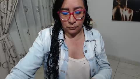 Snapshot of grace_mature_milf chatting on 10/01/25, 10:10 grace_mature_milf online show from 10/01/25, 10:10