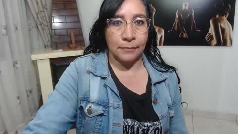 Snapshot of grace_mature_milf chatting on 10/15/25, 10:26 grace_mature_milf online show from 10/15/25, 10:26