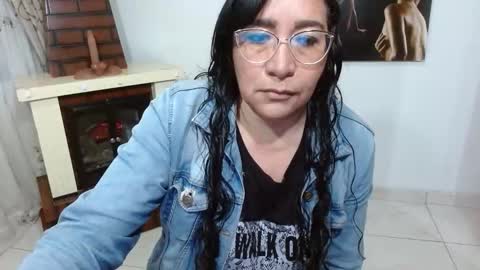 Snapshot of grace_mature_milf chatting on 10/22/25, 10:48 grace_mature_milf online show from 10/22/25, 10:48