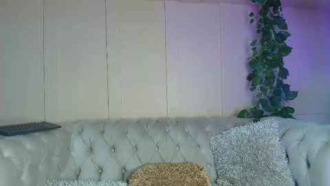 Grace online show from 02/11/25, 01:41