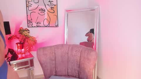 GRACE KIROZ online show from 11/05/25, 03:17