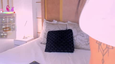 Grace Dupont online show from 10/08/25, 11:13