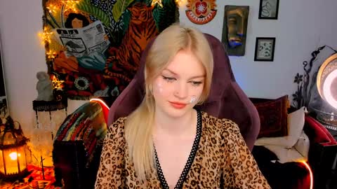 Grace Glamour online show from 12/13/24, 08:41