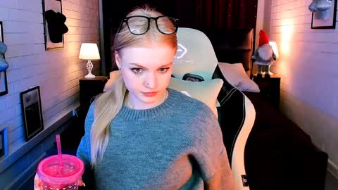 Grace Glamour online show from 01/14/25, 11:31