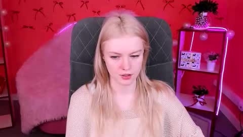 Snapshot of graceglamour chatting on 01/10/26, 05:09 Grace Glamour online show from 01/10/26, 05:09