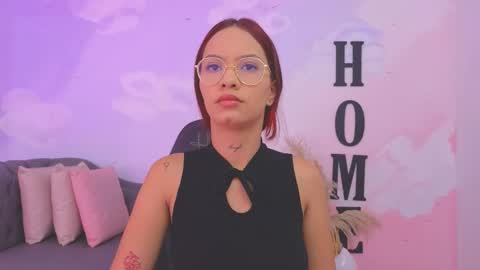 Snapshot of gracehall chatting on 12/18/25, 01:39 Grace online show from 12/18/25, 01:39