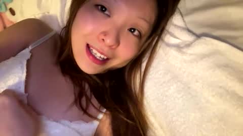 gracemeow online show from 05/17/26, 09:06