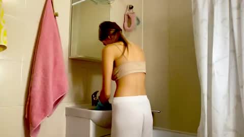 gracetorrezz online show from 10/07/25, 06:16