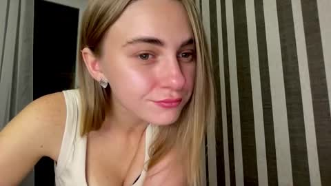 gracetorrezz online show from 10/16/25, 03:57