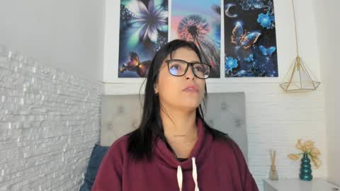 Gracey Milf online show from 01/04/25, 11:00