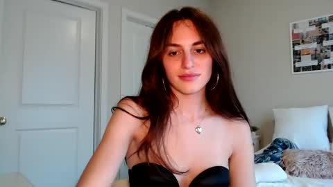 Gracie Smith online show from 02/05/25, 10:44