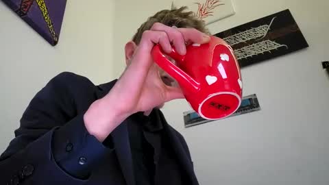 Snapshot of graff4 chatting on 01/01/25, 01:37 Smallcom online show from 01/01/25, 01:37