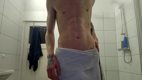 Snapshot of graff4 chatting on 01/03/25, 10:08 Smallcom online show from 01/03/25, 10:08