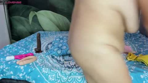 Snapshot of grandmother_milf chatting on 10/10/25, 08:41 Mi Name is violeta online show from 10/10/25, 08:41