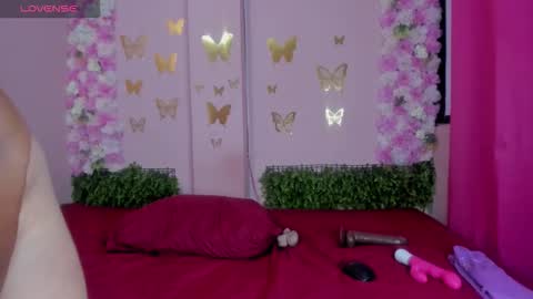 Snapshot of grandmother_milf chatting on 11/05/25, 08:42 Mi Name is violeta online show from 11/05/25, 08:42