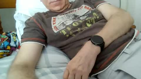 Snapshot of grandpa_floppy_dick chatting on 12/15/24, 04:29 Grandpa online show from 12/15/24, 04:29