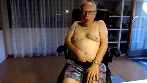 grandpach online show from 07/16/26, 06:41