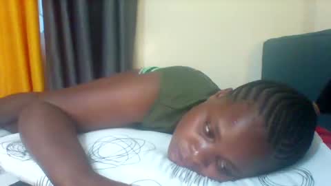 grannylover_ online show from 12/12/24, 05:31