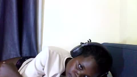 Snapshot of grannylover_ chatting on 09/21/25, 06:53 grannylover_ online show from 09/21/25, 06:53