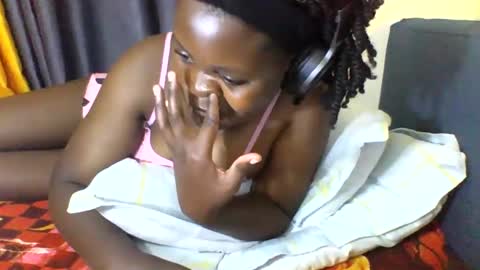 Snapshot of grannylover_ chatting on 09/27/25, 06:57 grannylover_ online show from 09/27/25, 06:57