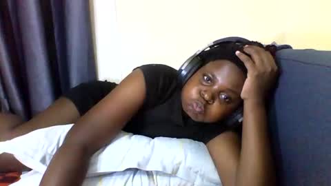 Snapshot of grannylover_ chatting on 09/29/25, 07:08 grannylover_ online show from 09/29/25, 07:08